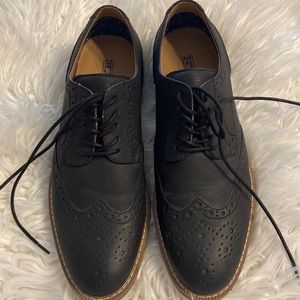 RYE Man Shoes BNWOT color black size 11.5